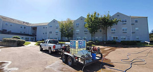 Jackson, MS Apartment Community Pressure Washing by Priority Exterior Cleaning. Your potential residents have many aprtment communities to choose from in the Jackson, MS area. Give them a better choice through proper power washing maintenance of your offerings. Priority Exterior LLC cleans more apartment communities in the Jackson, MS area for a reason. Our Jackson, MS power washing ecperts take pride in making your community stand out through our commercial pressure washing services division.